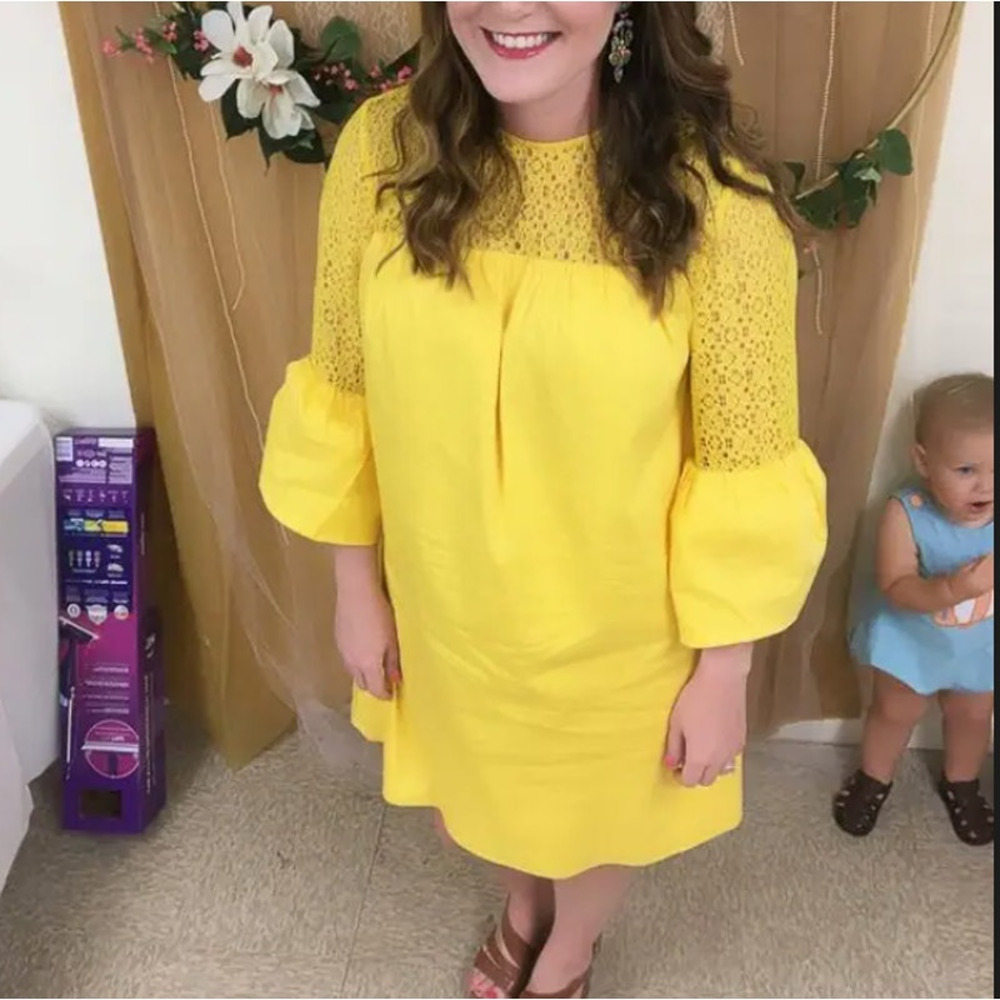 Draper James Yellow Shift Dress SIZE 14 Lace Romantic Babydoll Designer $146 - Picture 2 of 10